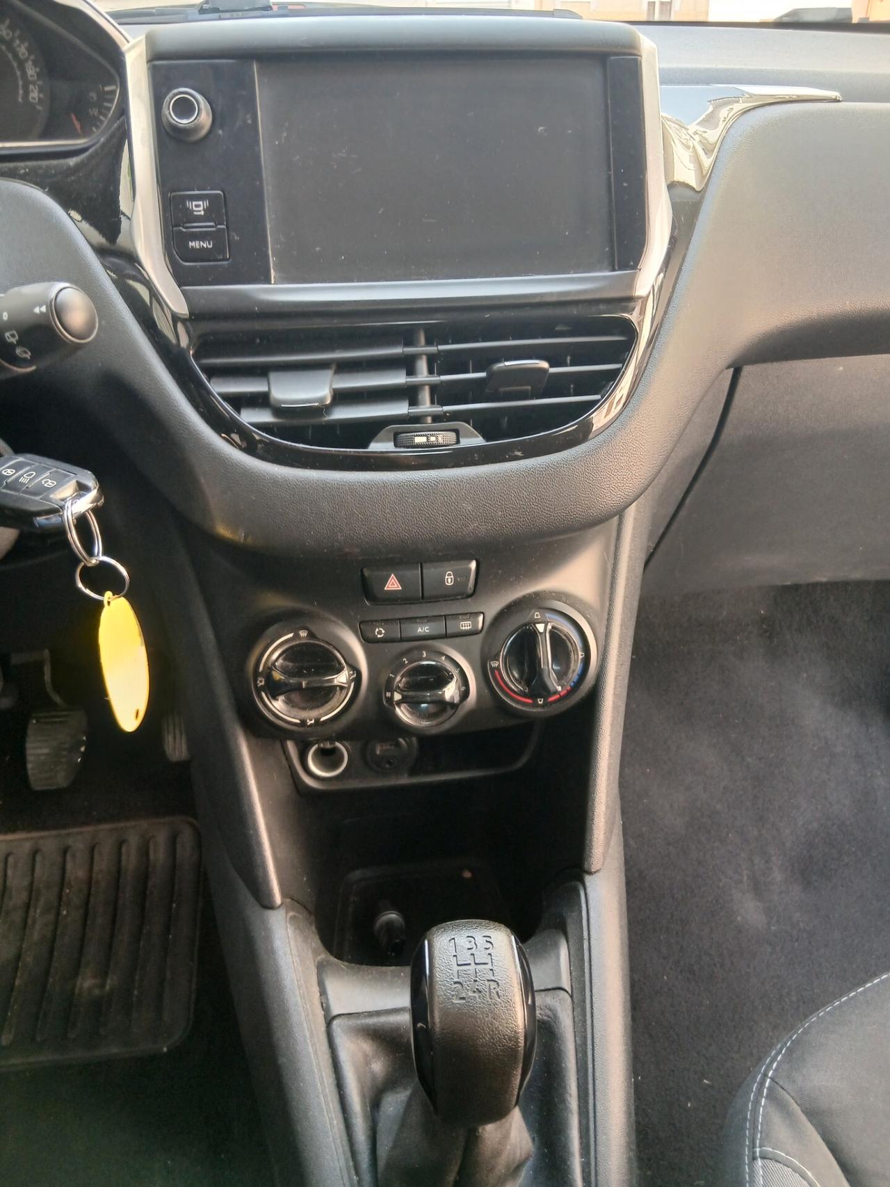 Peugeot 208 1.0 VTi 68 CV 5 porte Active