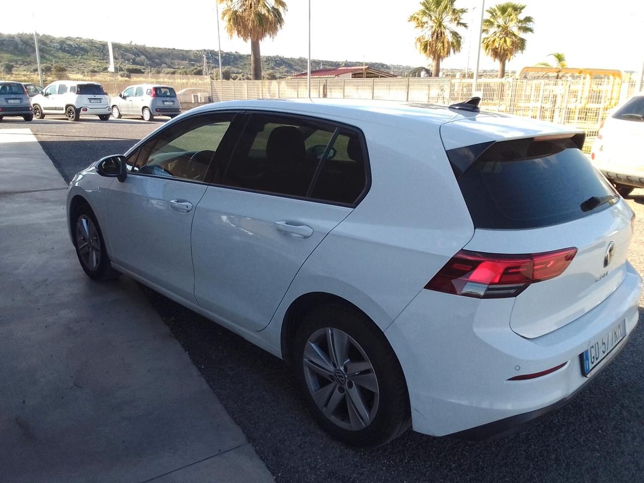 Volkswagen Golf 1.5 TGI DSG Style 2021