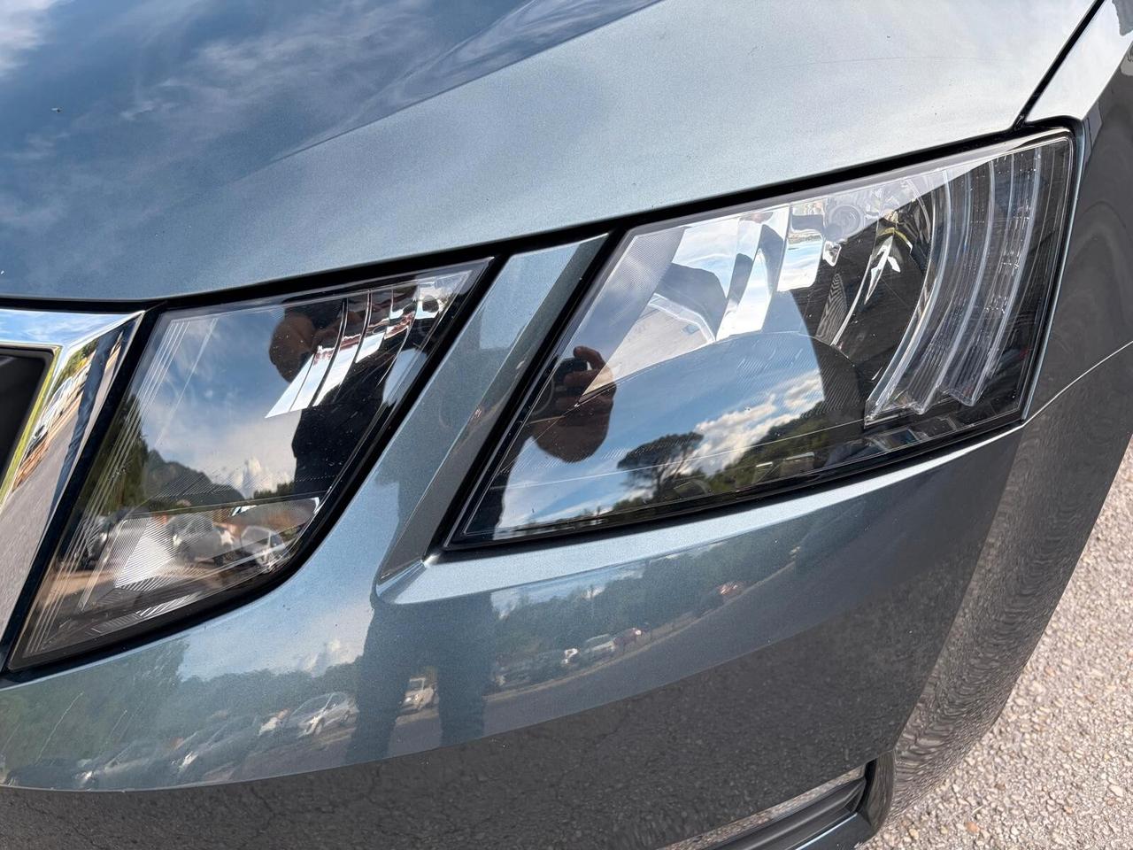 SKODA OCTAVIA 1.6 TDI 116 CV "IMPECCABILE"