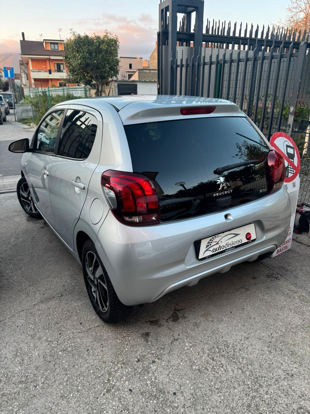 Peugeot 108 VTi 68 ETG 5 porte Allure TOP!