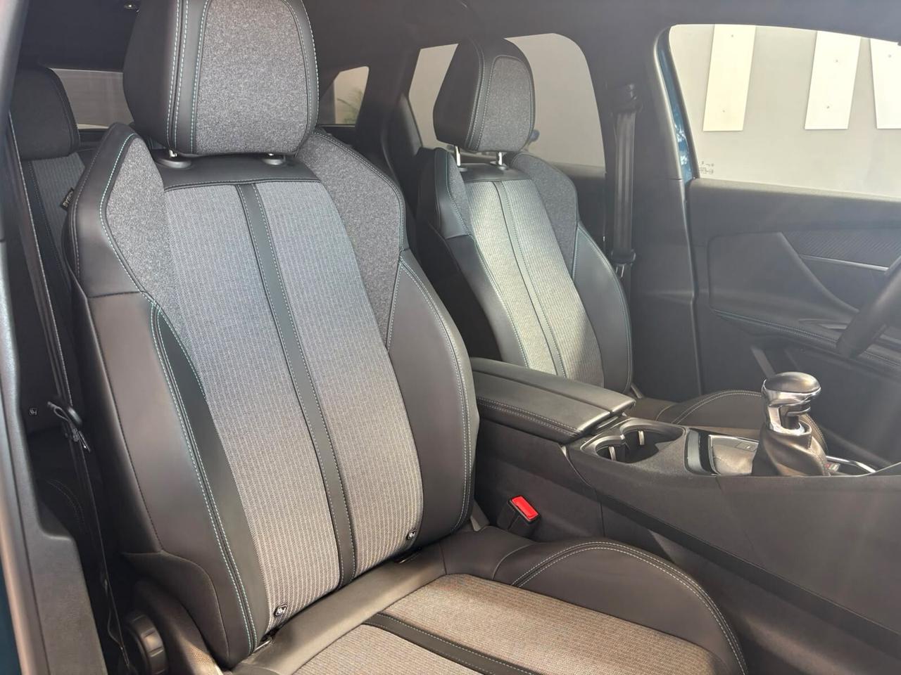 Peugeot 3008 PureTech Turbo 130 S&S Allure Pack