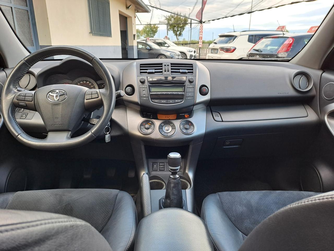Toyota RAV4 2.2 D-4D 150 CV Exclusive 4x4