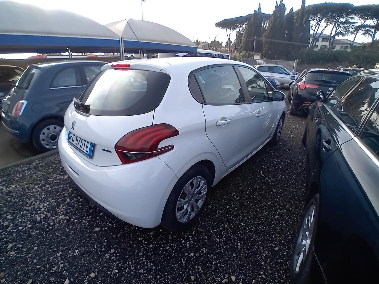 Peugeot 208 1.2 5 porte FINANZIO