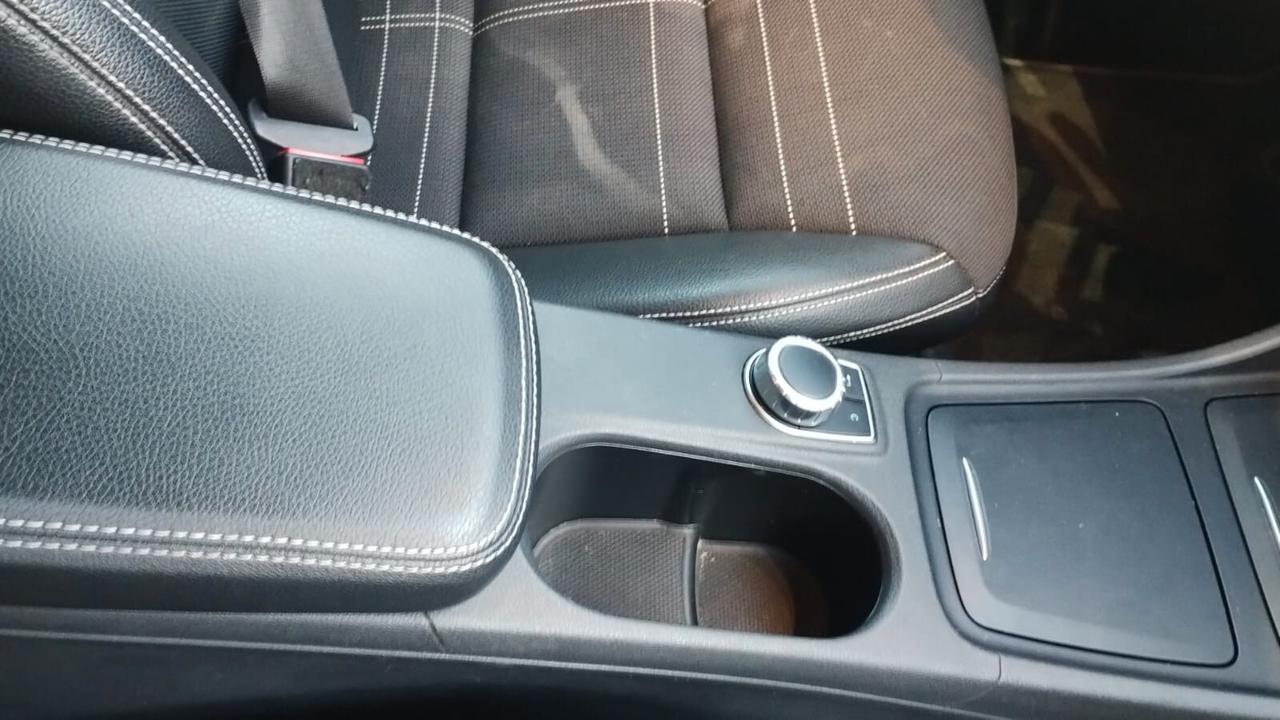 Mercedes-benz GLA 200 CDI Automatic Premium