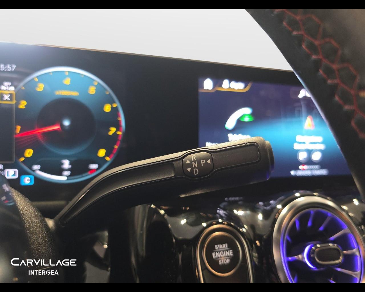 Mercedes-Benz GLA 180 Premium auto