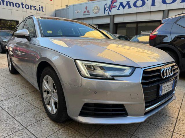 AUDI A4 Avant 30 TDI 136 CV S Tronic Business