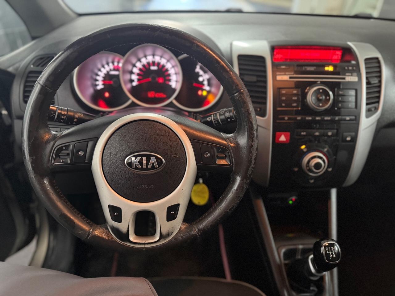 Kia Venga 1.4 GPL Cool (66 kw)