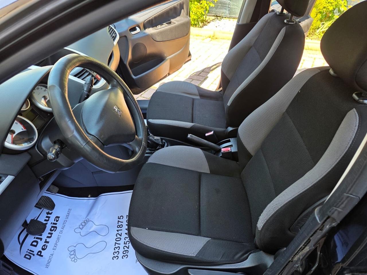 Peugeot 207 1.4 HDi 70CV 5p. X Line