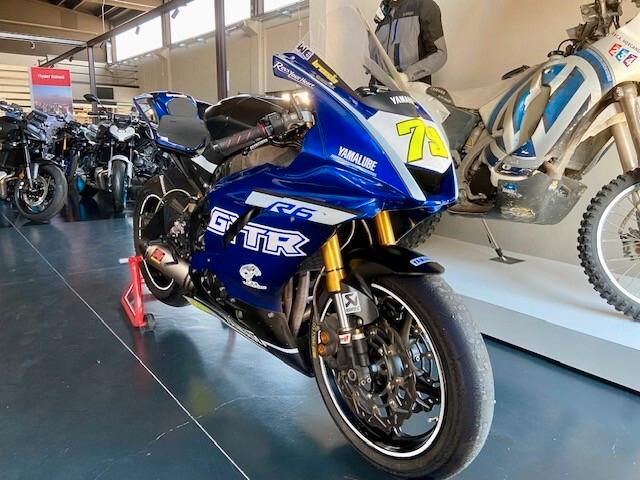 Yamaha YZF R6 (2008) – SOLO PISTA