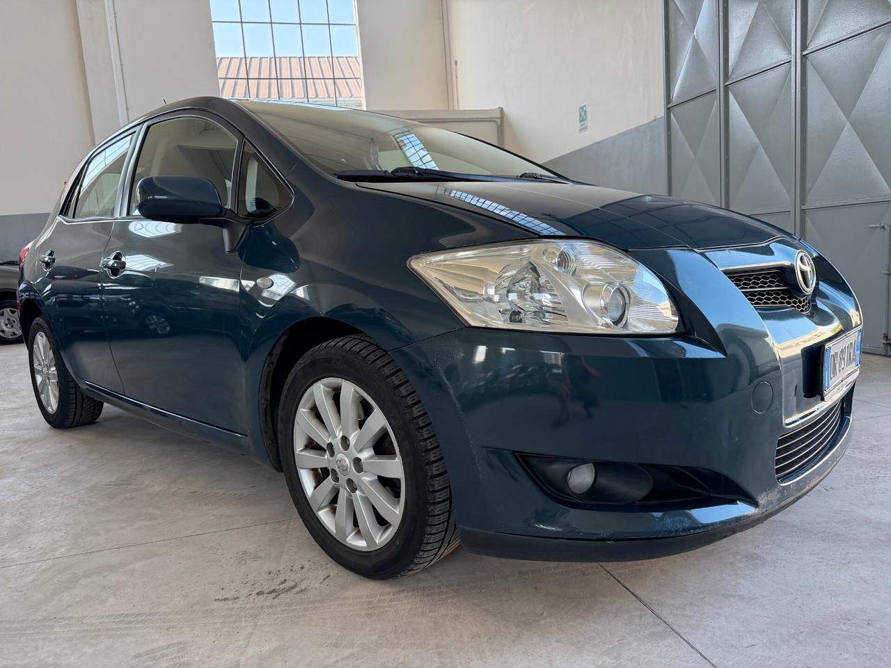 Toyota Auris 2.0 D-4D 5 porte Sol