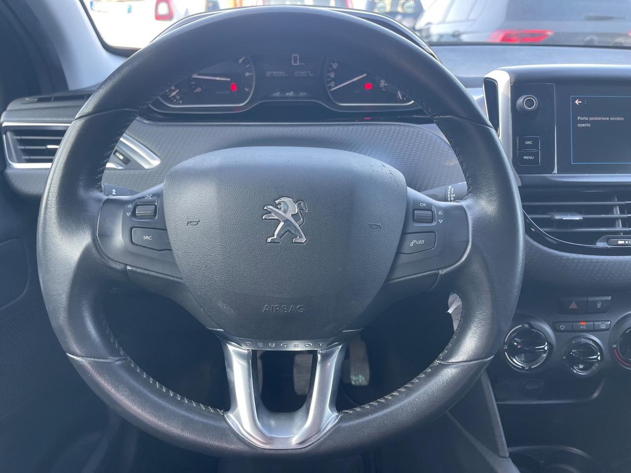 Peugeot 208 Signature 1.2 PureTech 82cv