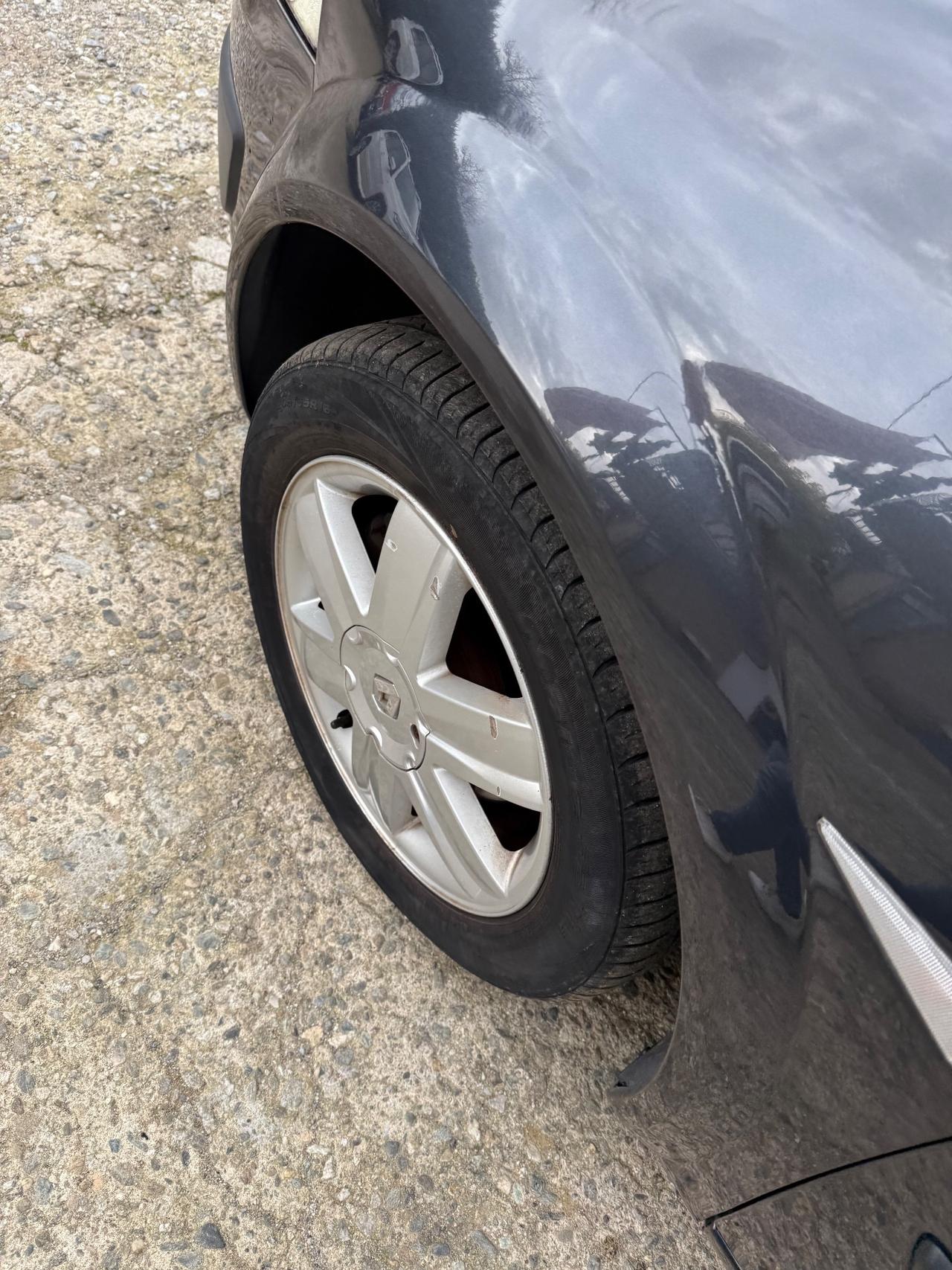 Renault Megane Mégane 1.5 dCi/100CV Grandtour Pack Authentique