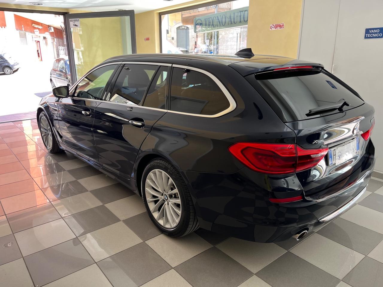Bmw 520d xDrive Touring Luxury Line