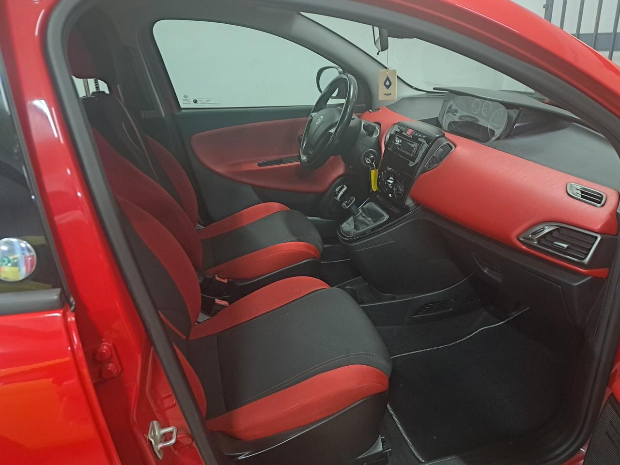 Lancia Ypsilon 0.9 TwinAir 85 CV Metano Ecochic 20