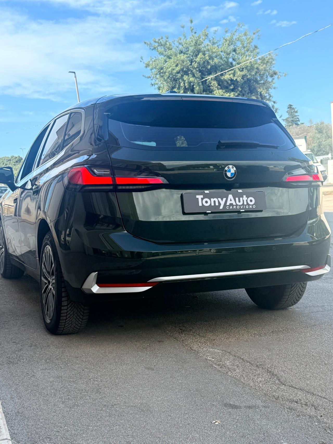 Bmw 218d Active Tourer Luxury auto TETTO APRIBILE,TETTO PANORAMICO,APPLE CARPLAY,LUCI SOFFUSE,TELECAMERA,NAVI