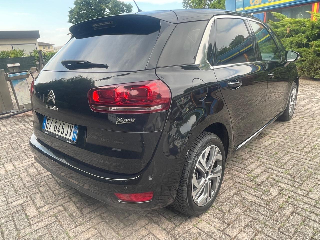 Citroen C4 Picasso 1.6 e-HDi anno 2014..€4999