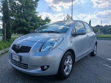 Toyota Yaris 1.3 5 porte
