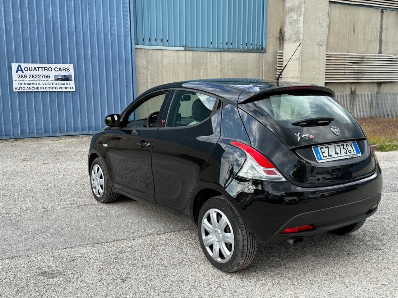 Lancia Ypsilon 1.2 69 CV 5 porte Gold