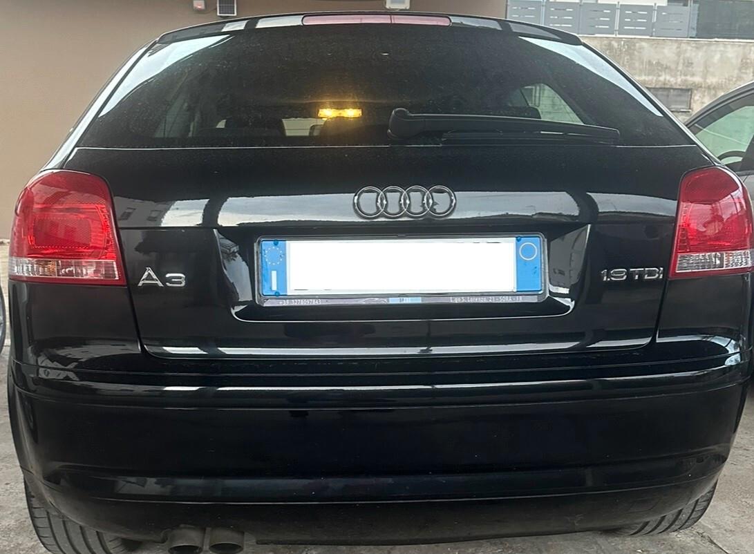 Audi A3 SPB 1.9 TDI F.AP. S tronic Attraction