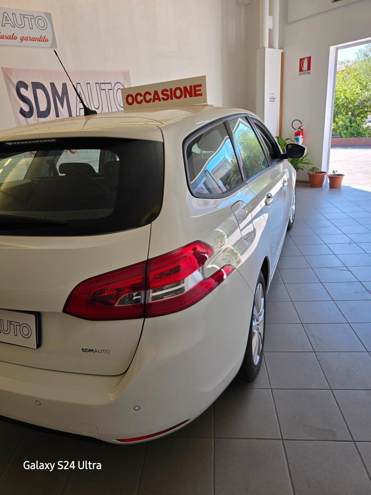 Peugeot 308 BlueHDi 130 S&S EAT8 SW Active Business