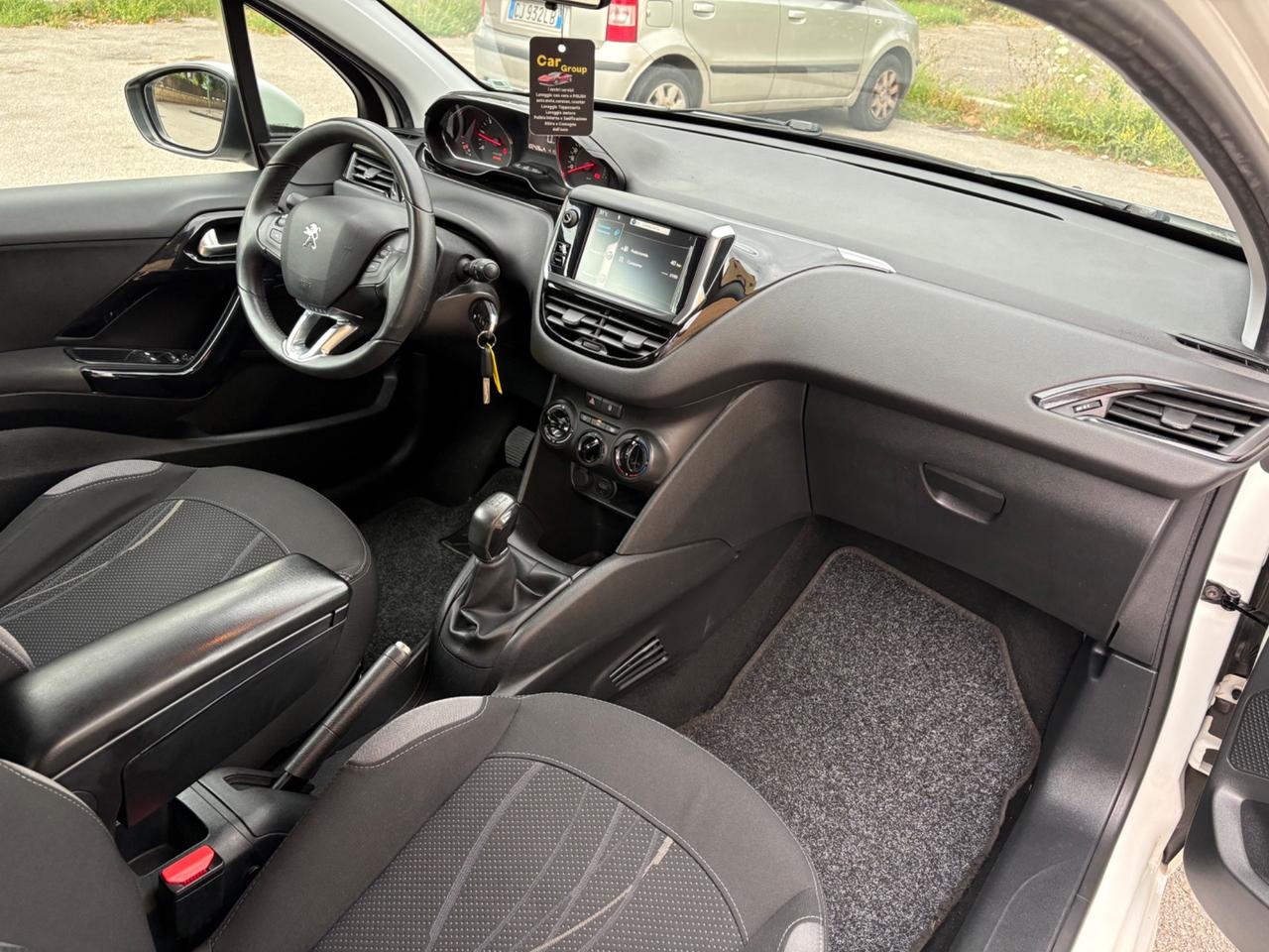 Peugeot 208 1.4 HDi 68 CV 99000km
