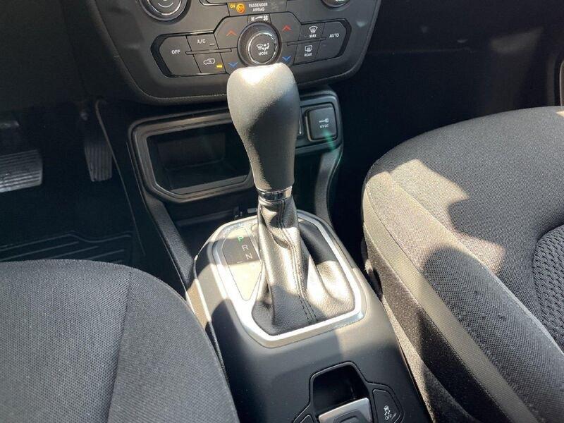 Jeep Renegade 2019 1.5 turbo t4 mhev Limited 2wd 130cv dct