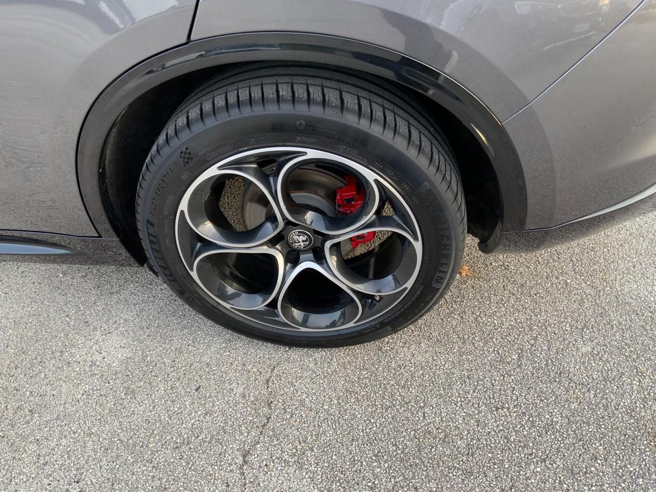 Alfa Romeo Stelvio 2.2 Turbodiesel 210 CV AT8 Q4 Veloce