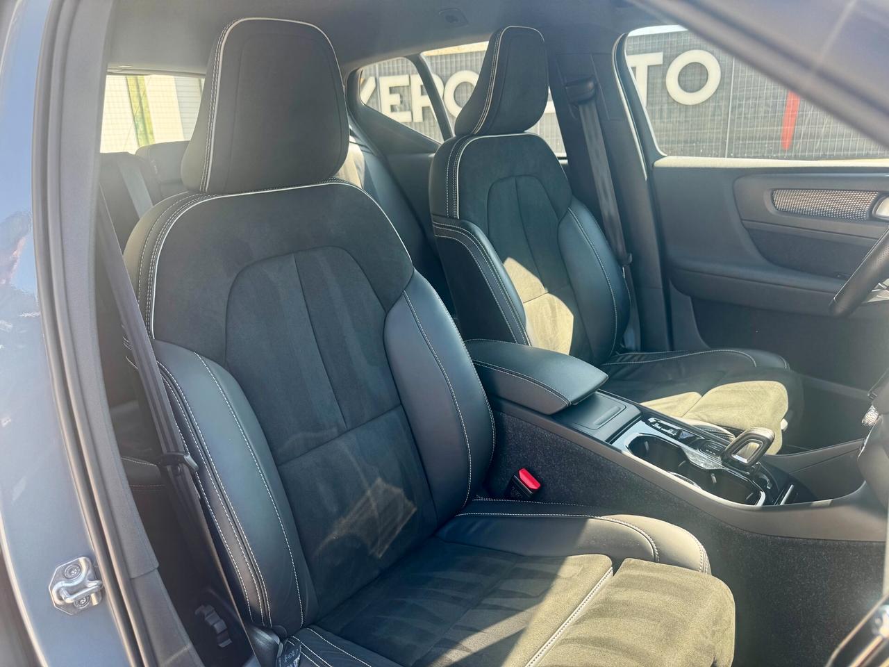 Volvo XC40 T3 Geartronic R-design