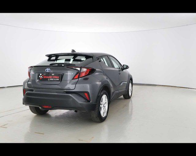 TOYOTA C-HR 1.8 Hybrid E-CVT Business