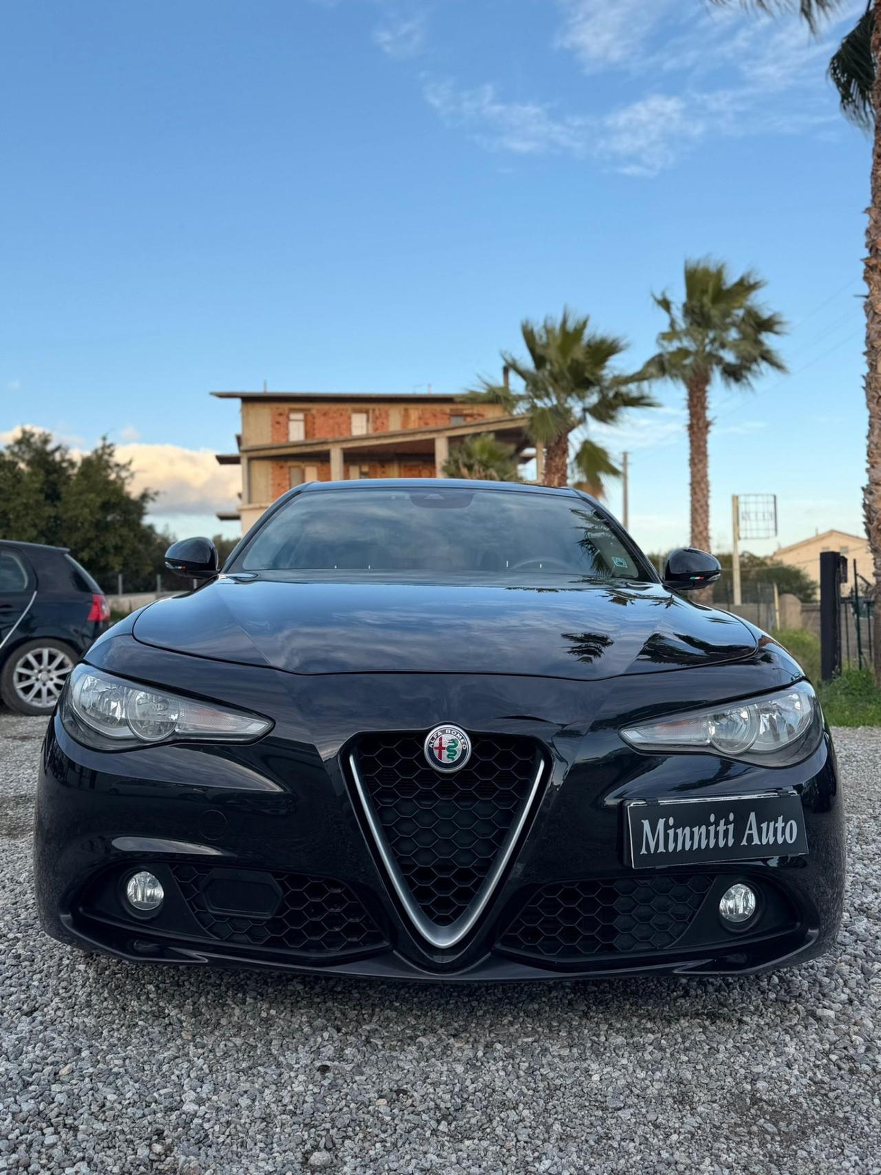 Alfa Romeo Giulia 2.2 Turbodiesel 150 CV Business Launch Edition