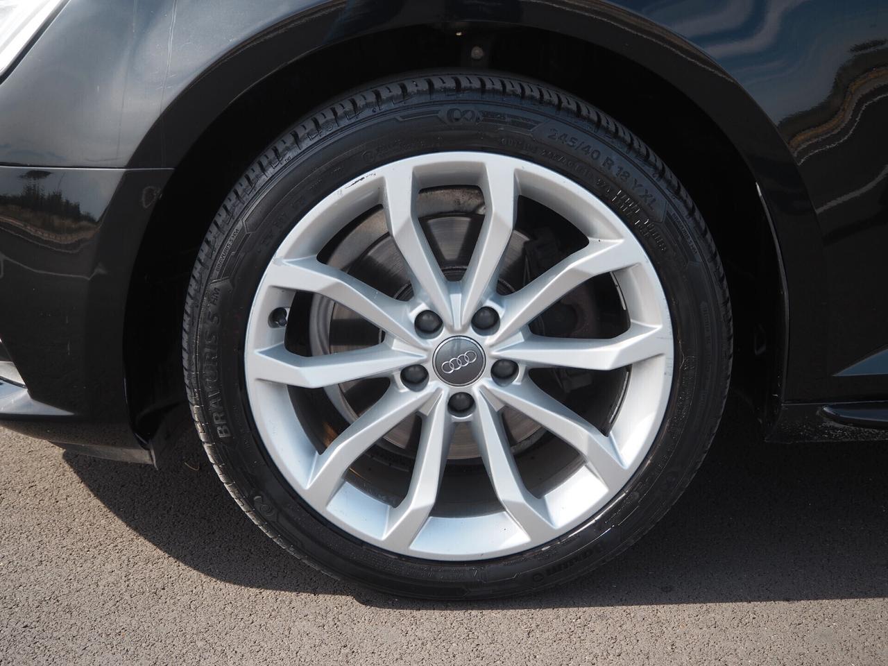 Audi A4 35 TDI S tronic line edition