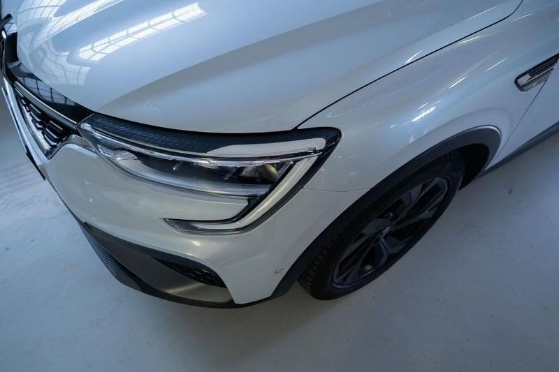 Renault Arkana 1.6 E-Tech full hybrid R.S. Line Fast Track 145cv