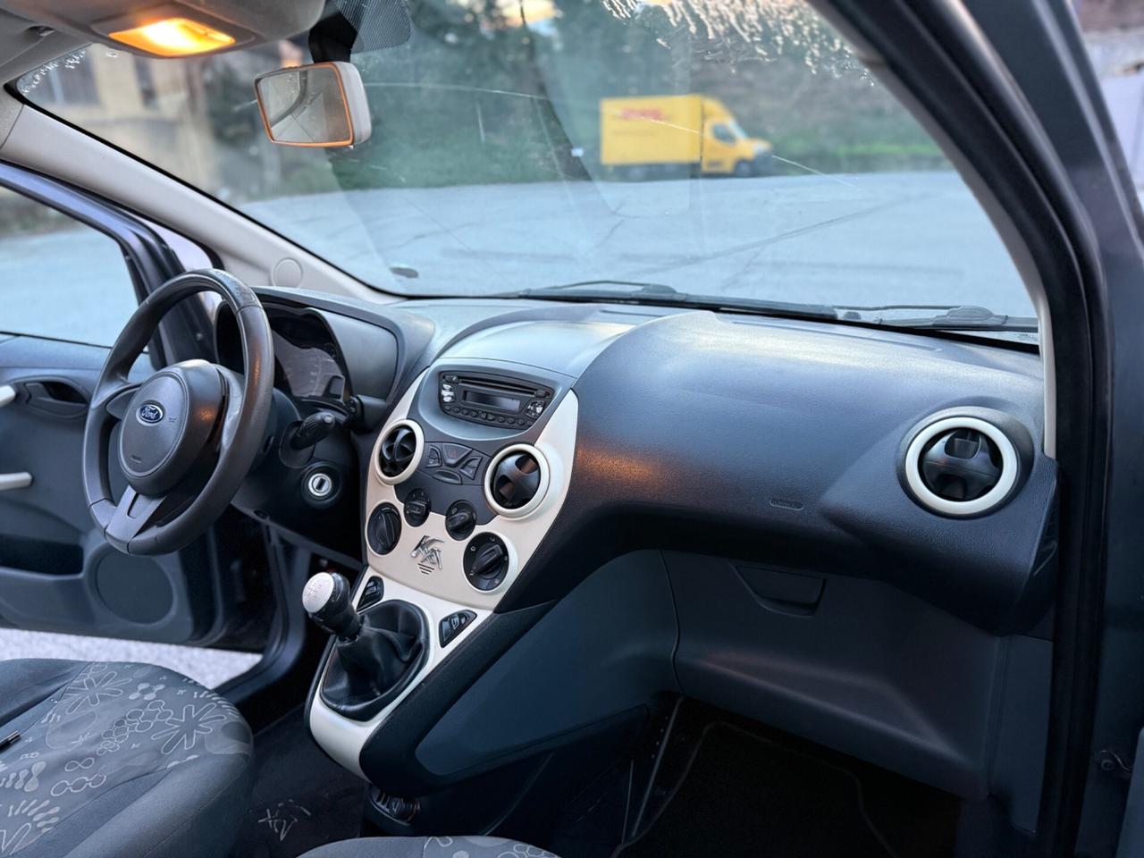 Ford Ka 1.2 8V 69CV Titanium