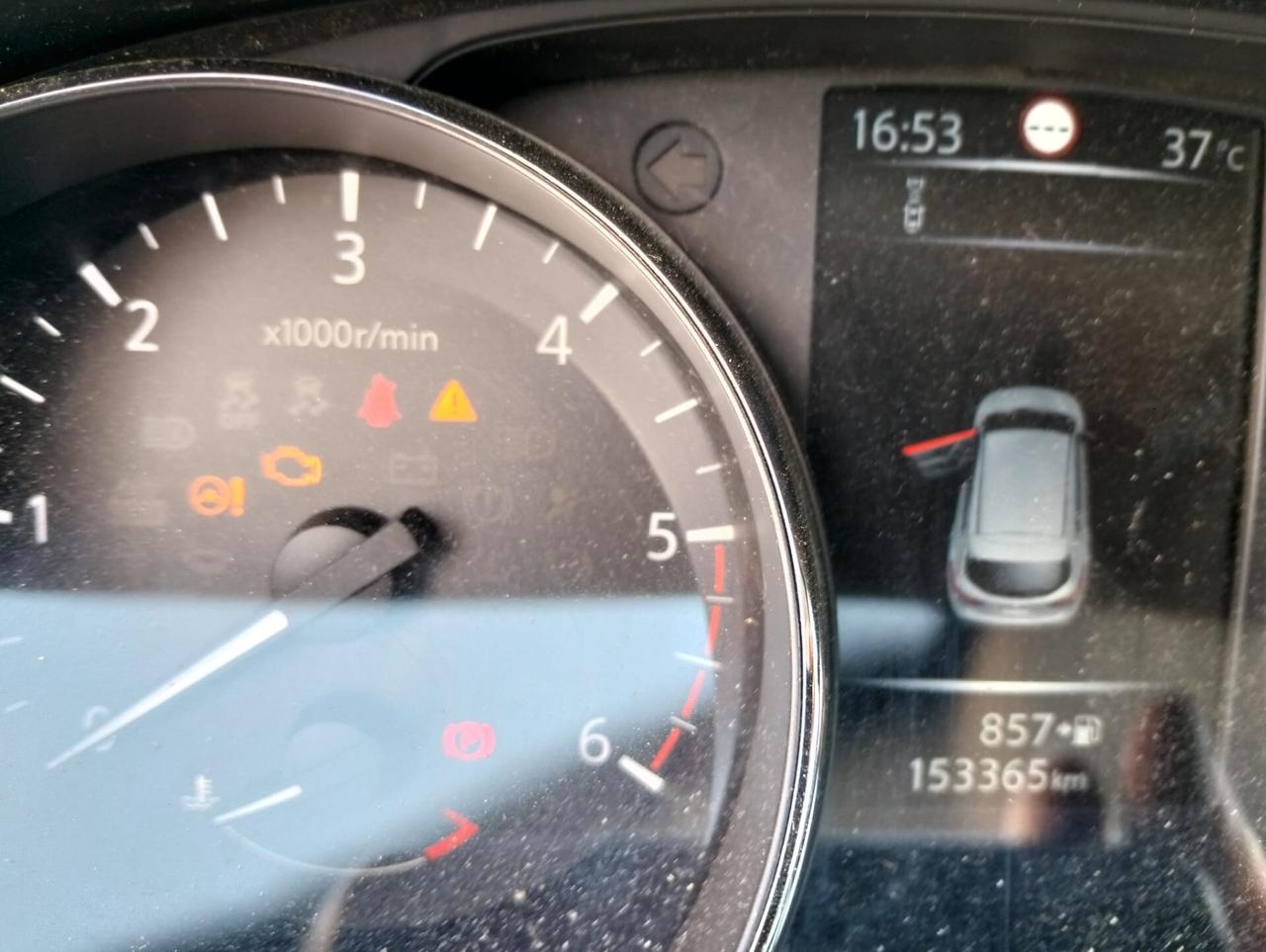 Nissan Qashqai 1.5 dCi N-Connecta 2016 SINISTRATA