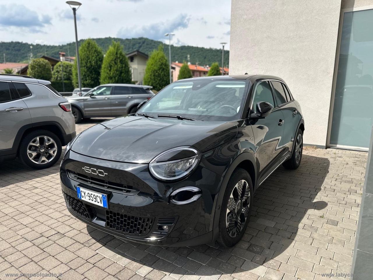 FIAT 600 Hybrid 110 CV DCT MHEV La Prima