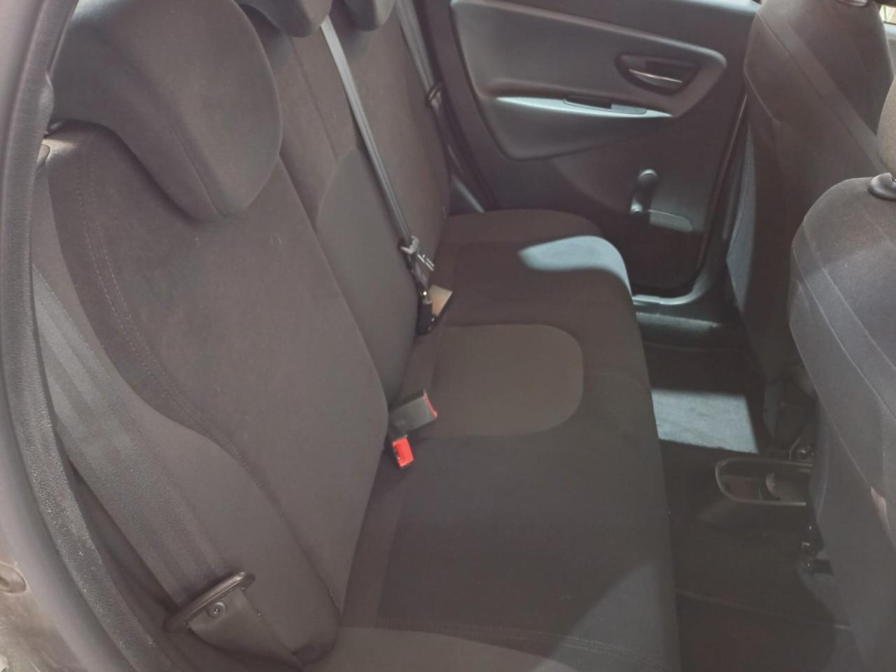 Lancia Ypsilon 1.3 MJT 5 porte OTTIMA - 2016