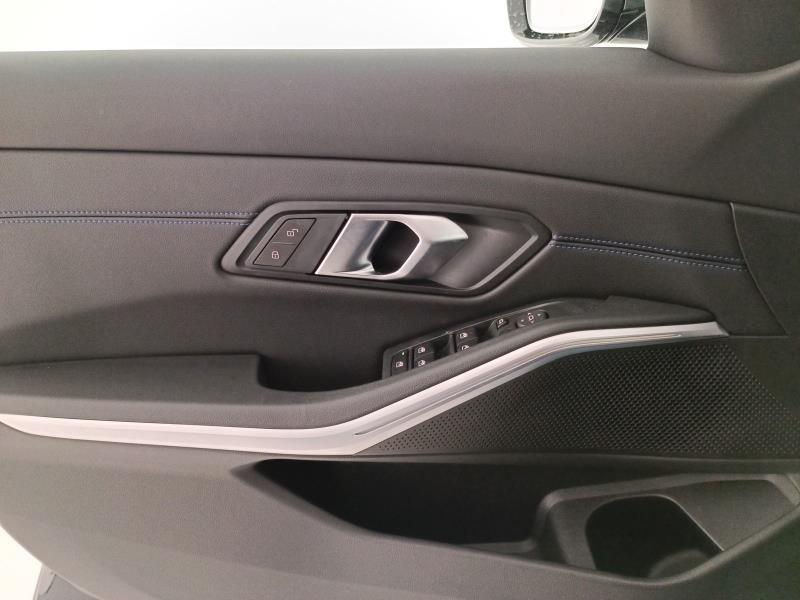 BMW Serie 3 Berlina 318 d Mild Hybrid 48V Msport Steptronic