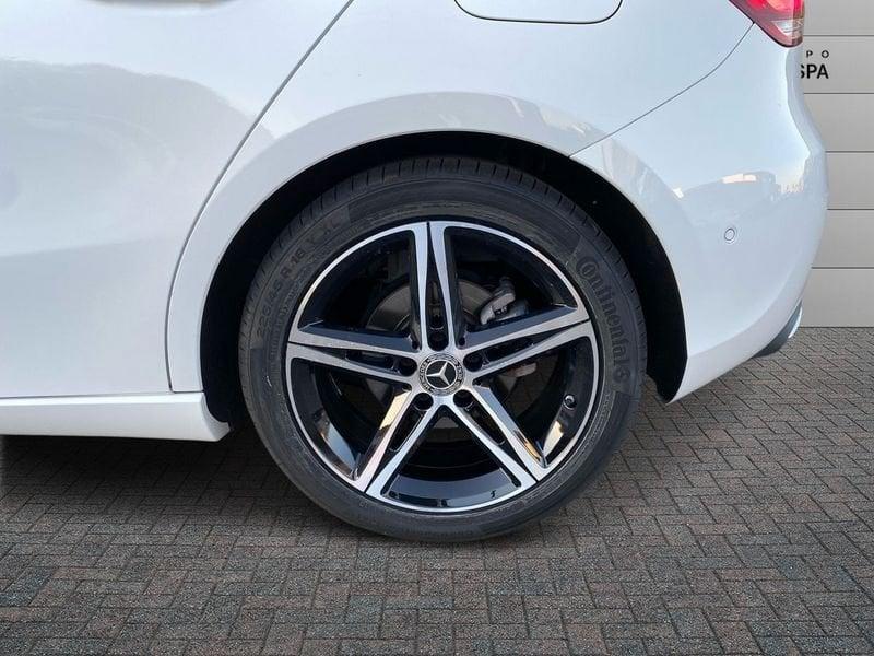 Mercedes-Benz Classe A A 180 d Sport Night edition auto