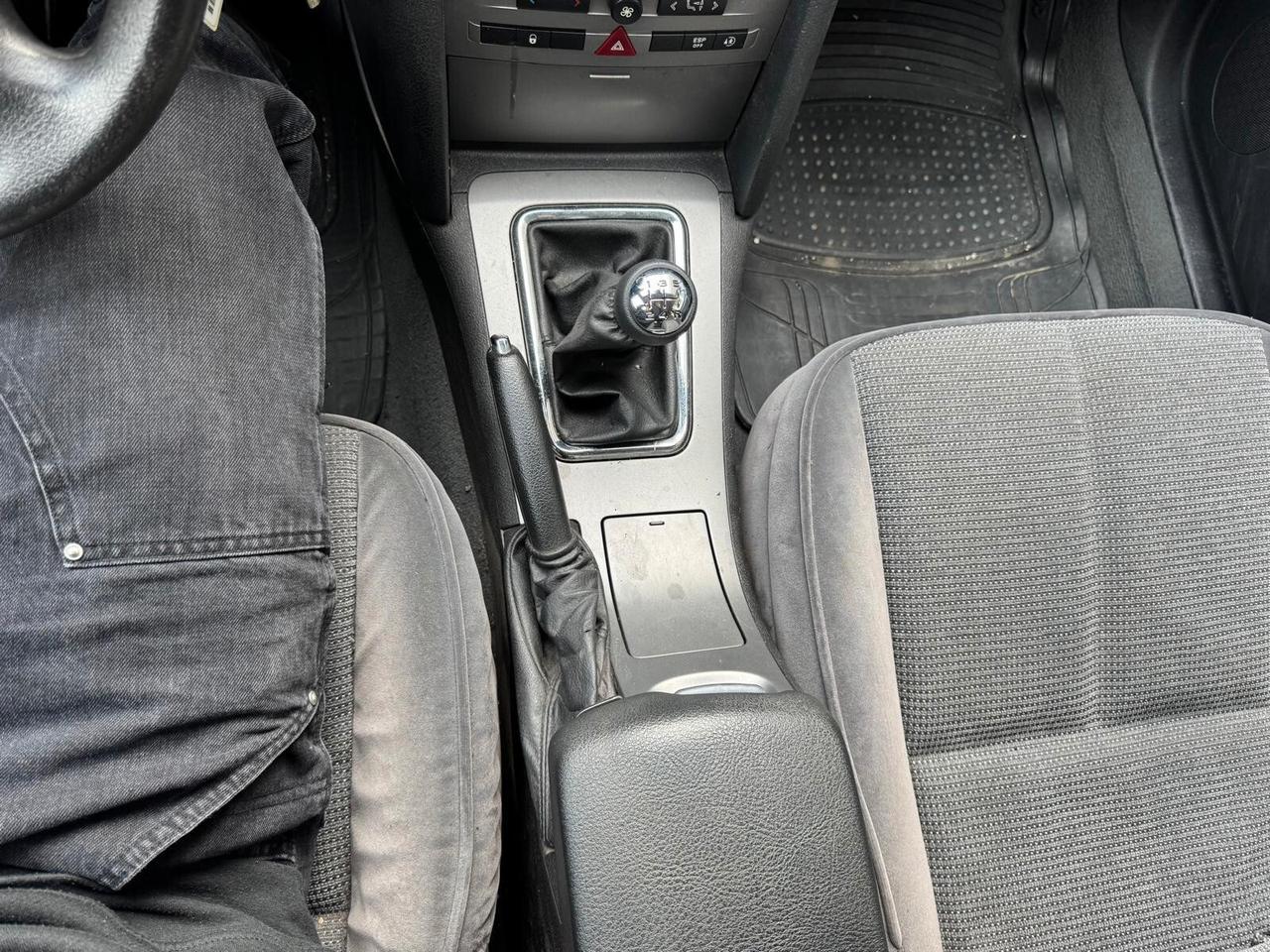 Peugeot 407 1.6 HDi SW Confort