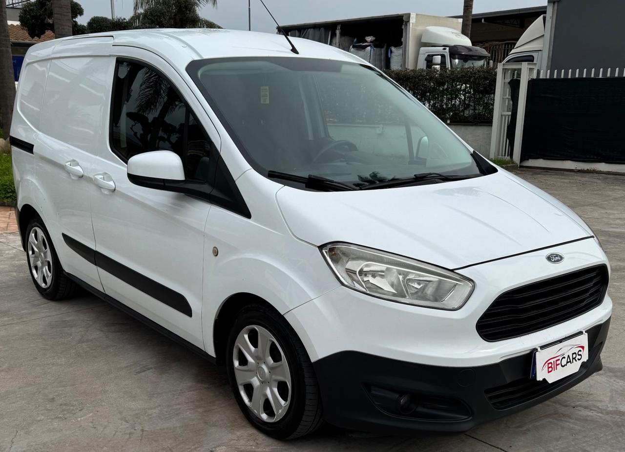 Ford Transit Courier 1.5 TDCi 75CV Van Entry