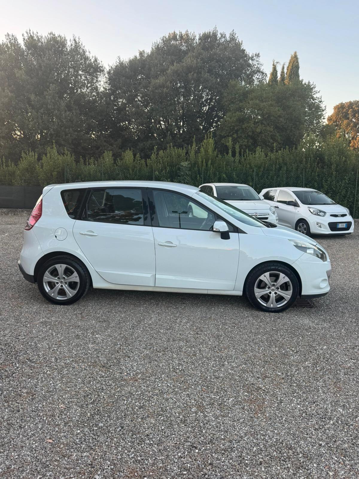 Renault Scenic Scénic X-Mod 1.5 dCi 110CV Dynamique