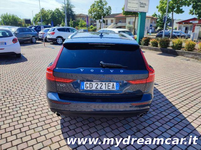 VOLVO V60 B4 (d) Geartronic Momentum Business Pro