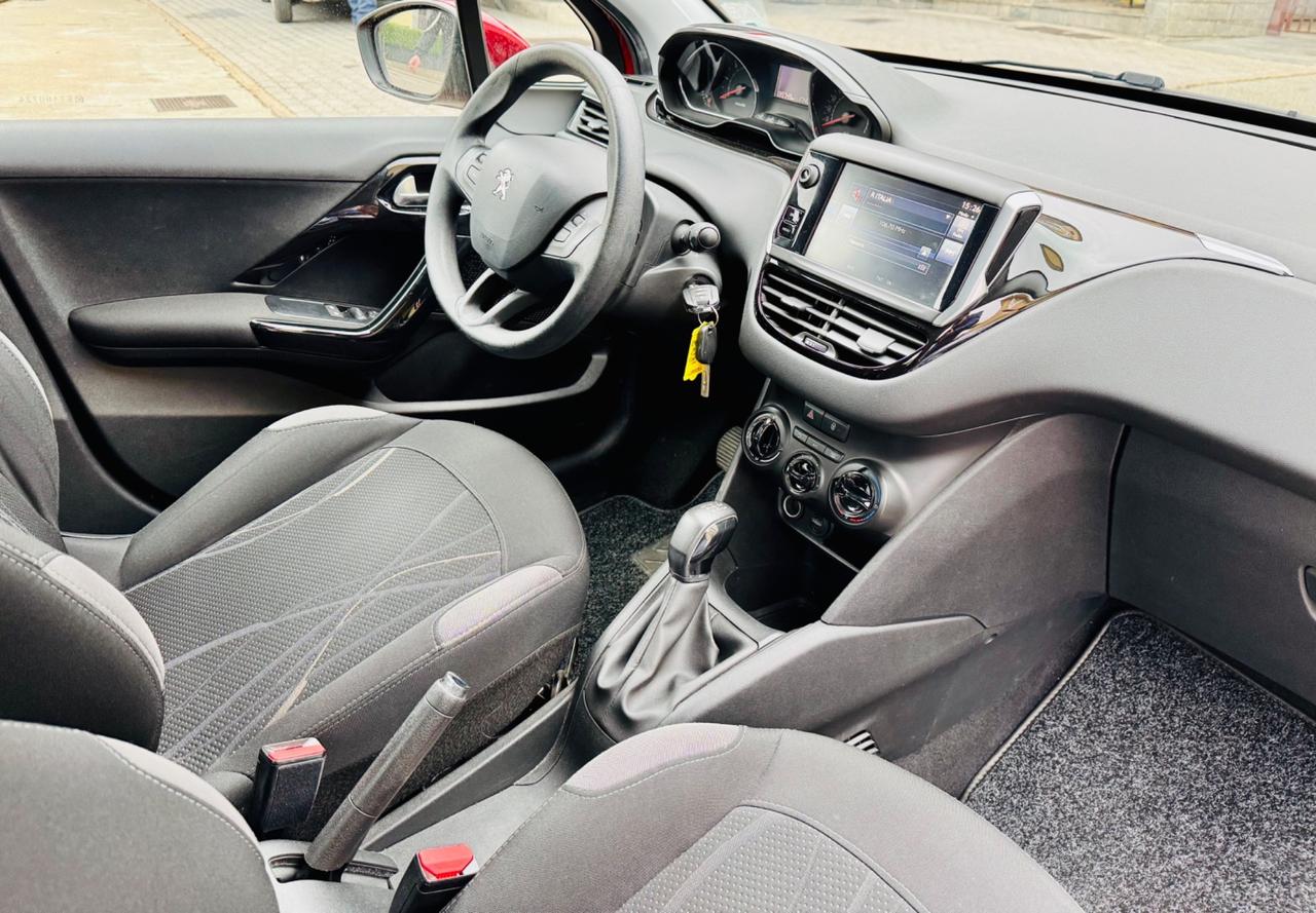 Peugeot 208 1.4 HDi 68 CV 5 porte Allure