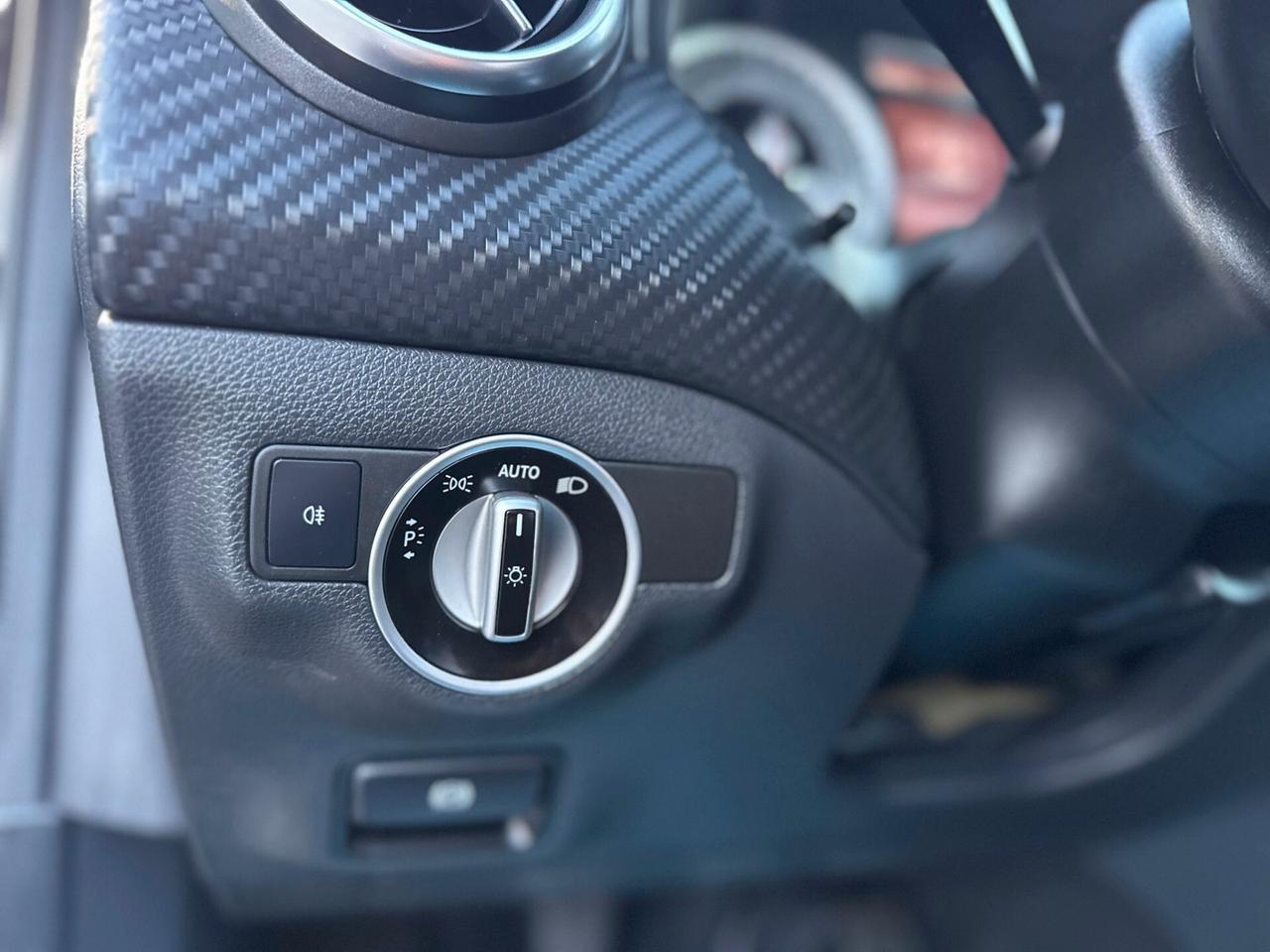 Mercedes-benz A 200 PAK AMG 70.000KM EURO6