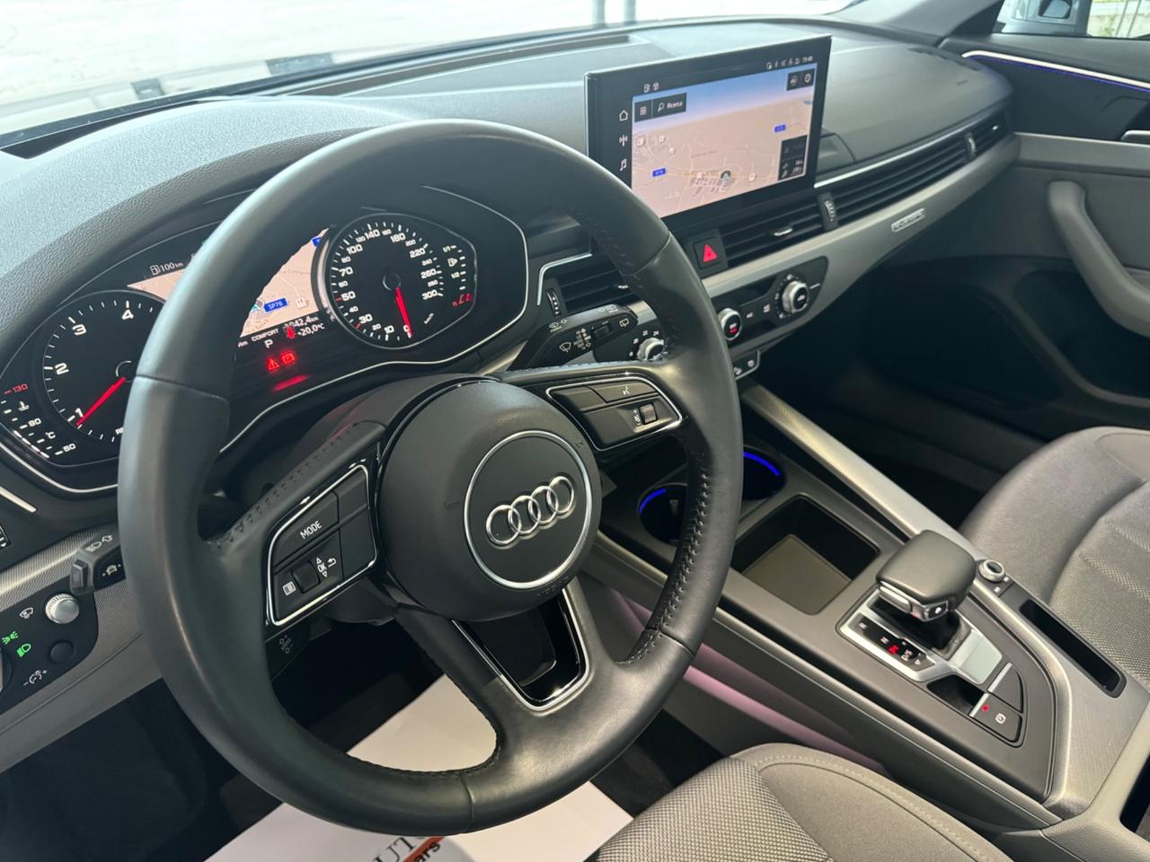 AUDI A4 ALLROAD 2.0 Tdi -Virtual Led Ambient 19