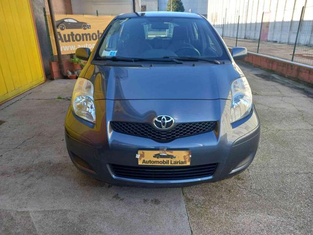 TOYOTA Yaris 1.3 5 porte Sol NEOPATENTATI