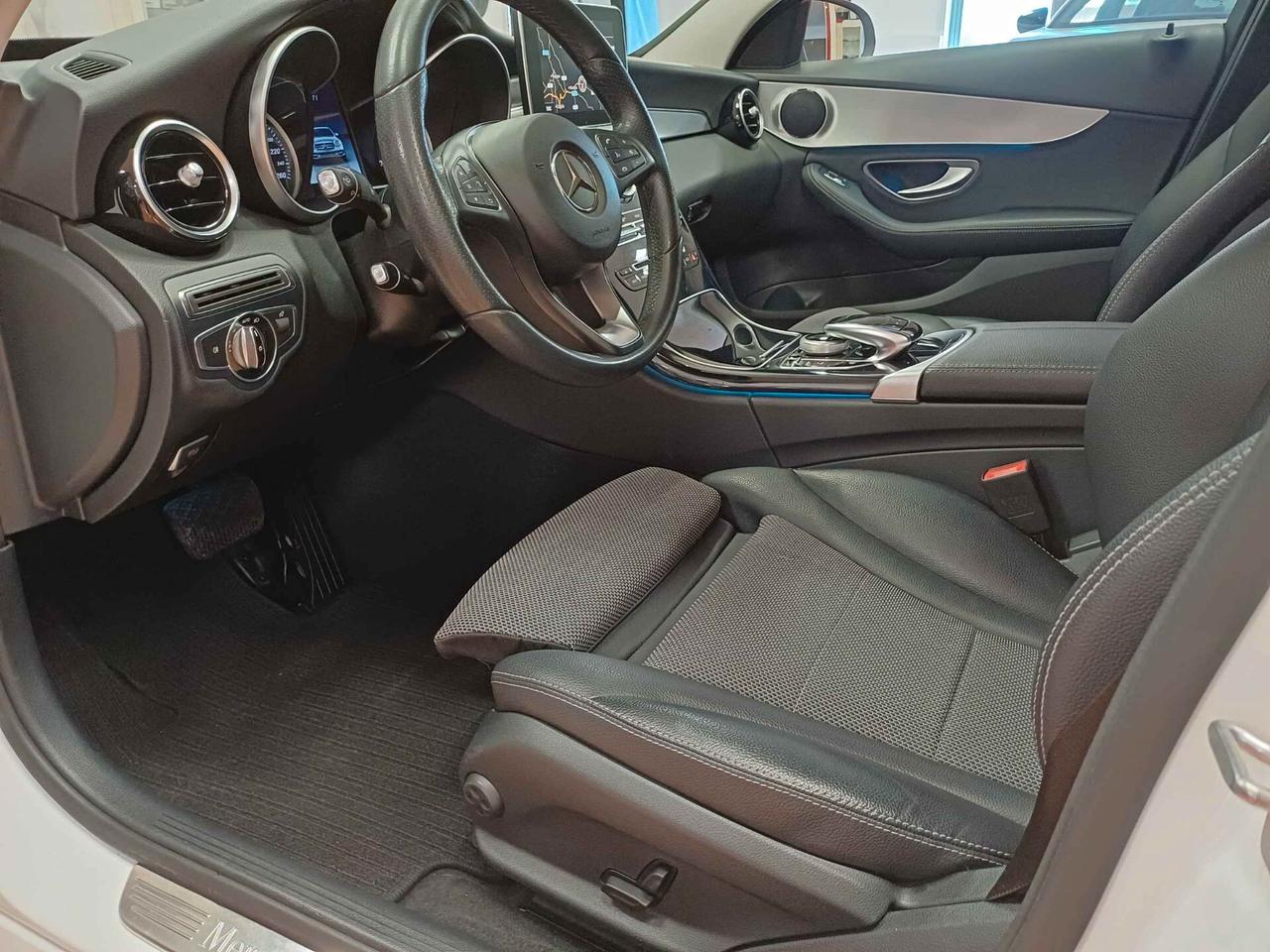 Mercedes-benz C 220 d Auto Premium