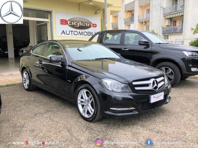 MERCEDES-BENZ C 220 CDI BlueEFFICIENCY Coup�� Avantgarde