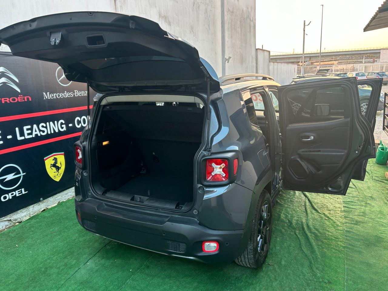 Jeep Renegade 2023 1.6 Mjt 130 CV Limited BLACK NIGHT LEGGI TUTTO!