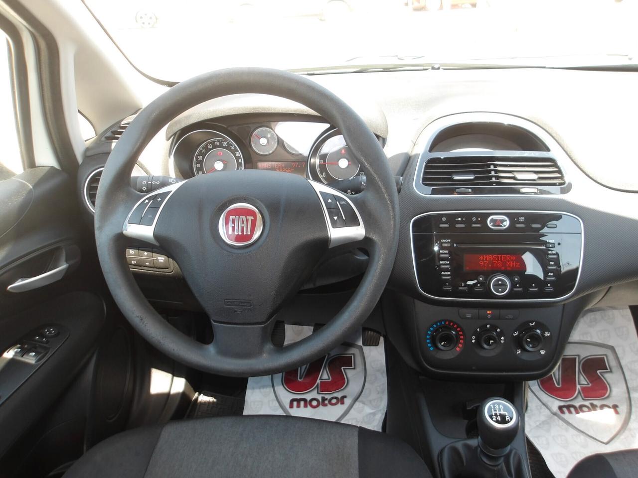 FIAT PUNTO 1.4 BENZ-2013